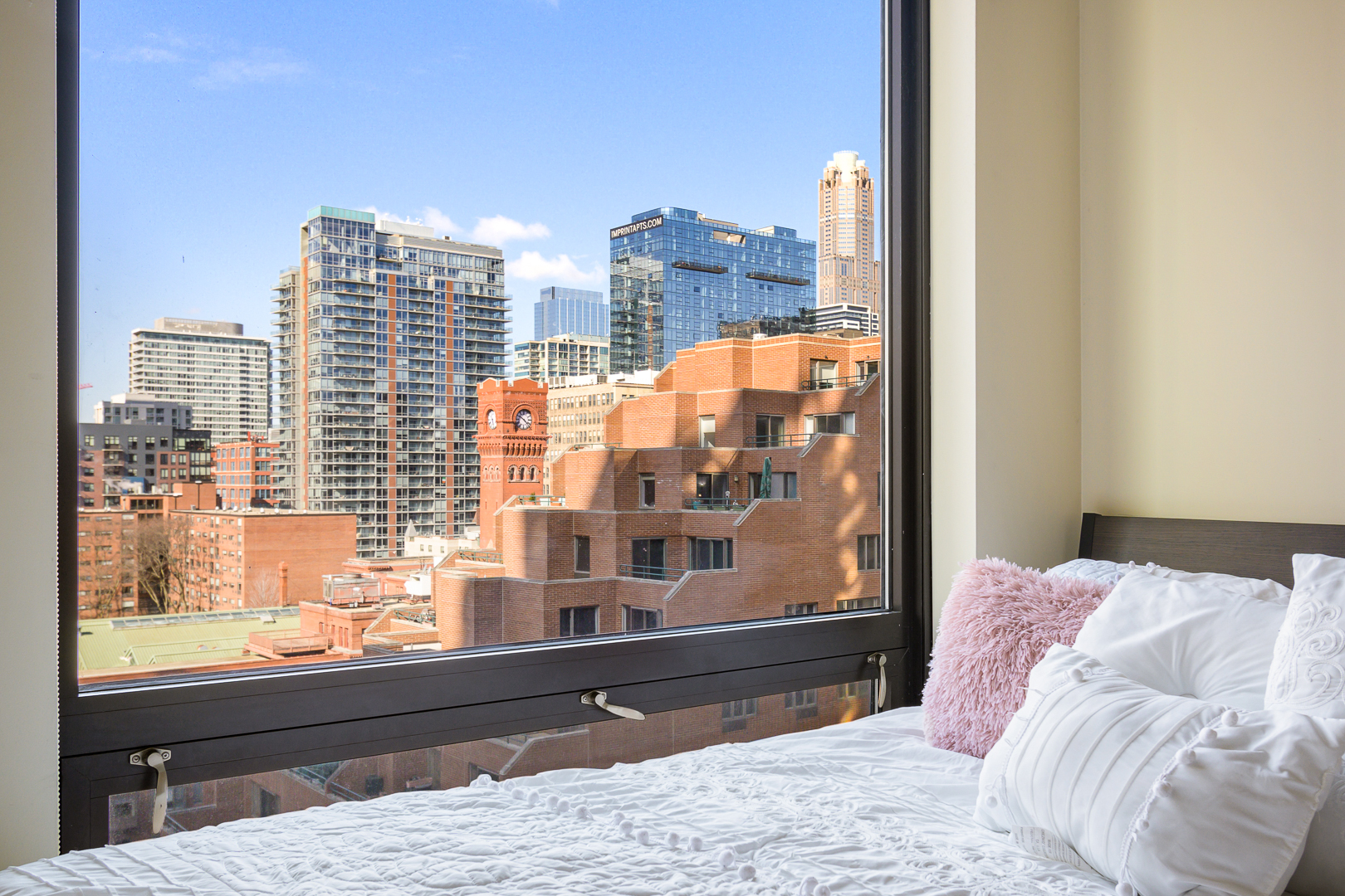 1 East 8th Street, Unit 804 Chicago, IL 60605 - Photo 12 of 20