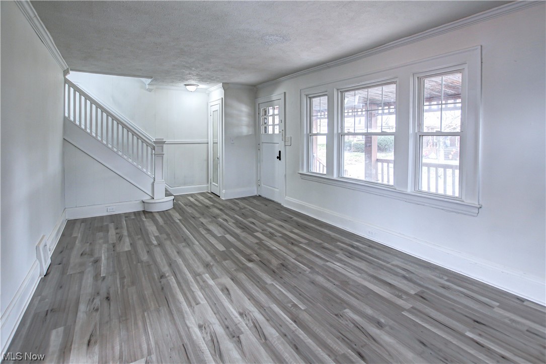 4764 Rockwood Road Cleveland, OH 44125 - Photo 9 of 35