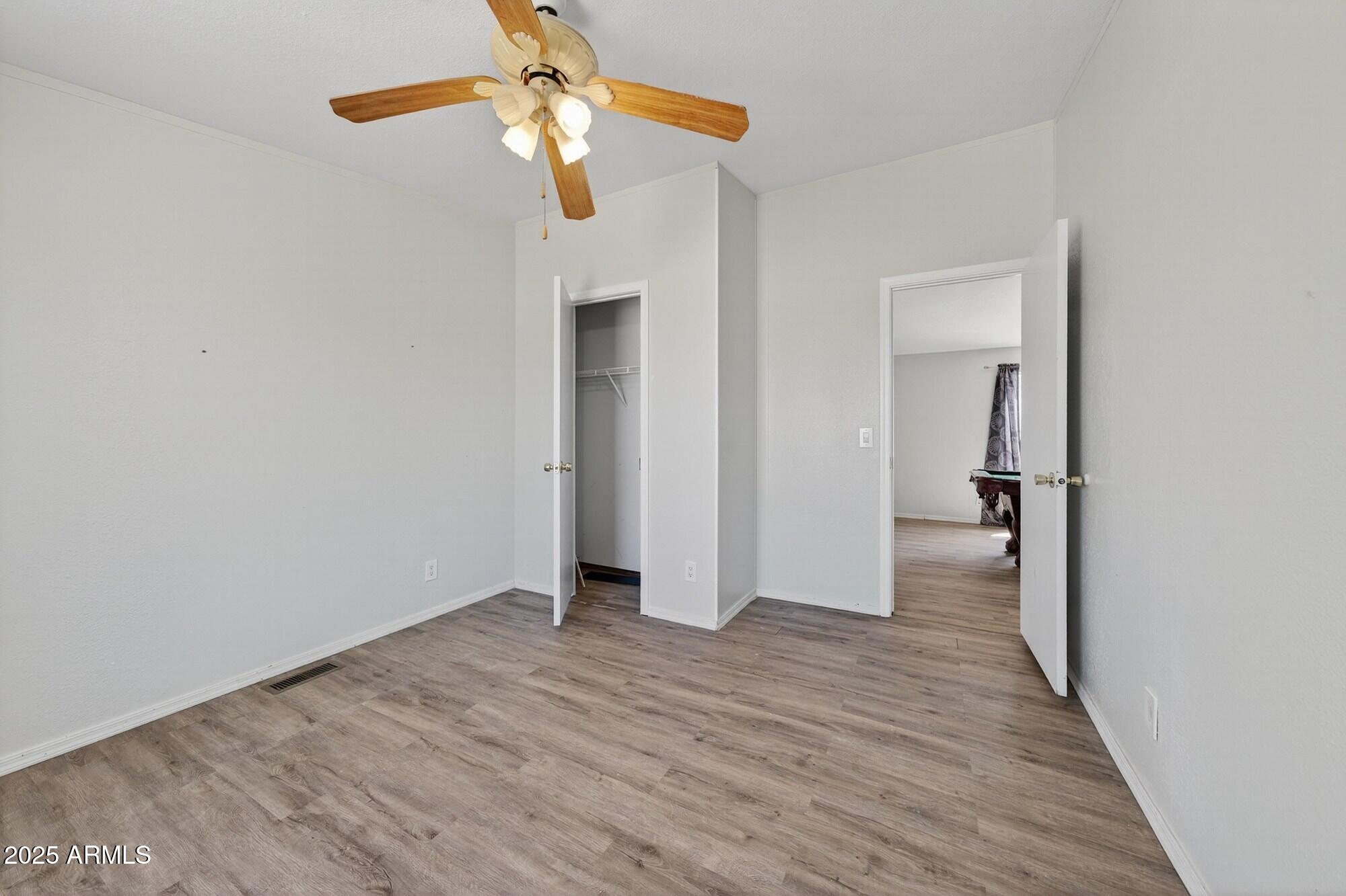 19532 South Lone Ranger Road Yucca, AZ 86438 - Photo 29 of 42 Interior (9)