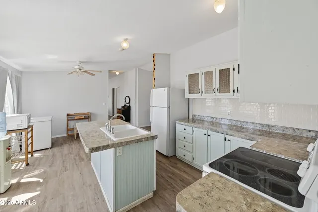 $292,000 | 19532 South Lone Ranger Road, Yucca, AZ 86438