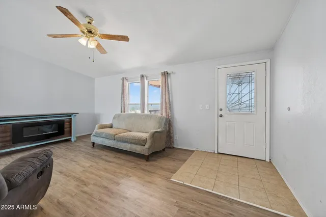 $292,000 | 19532 South Lone Ranger Road, Yucca, AZ 86438