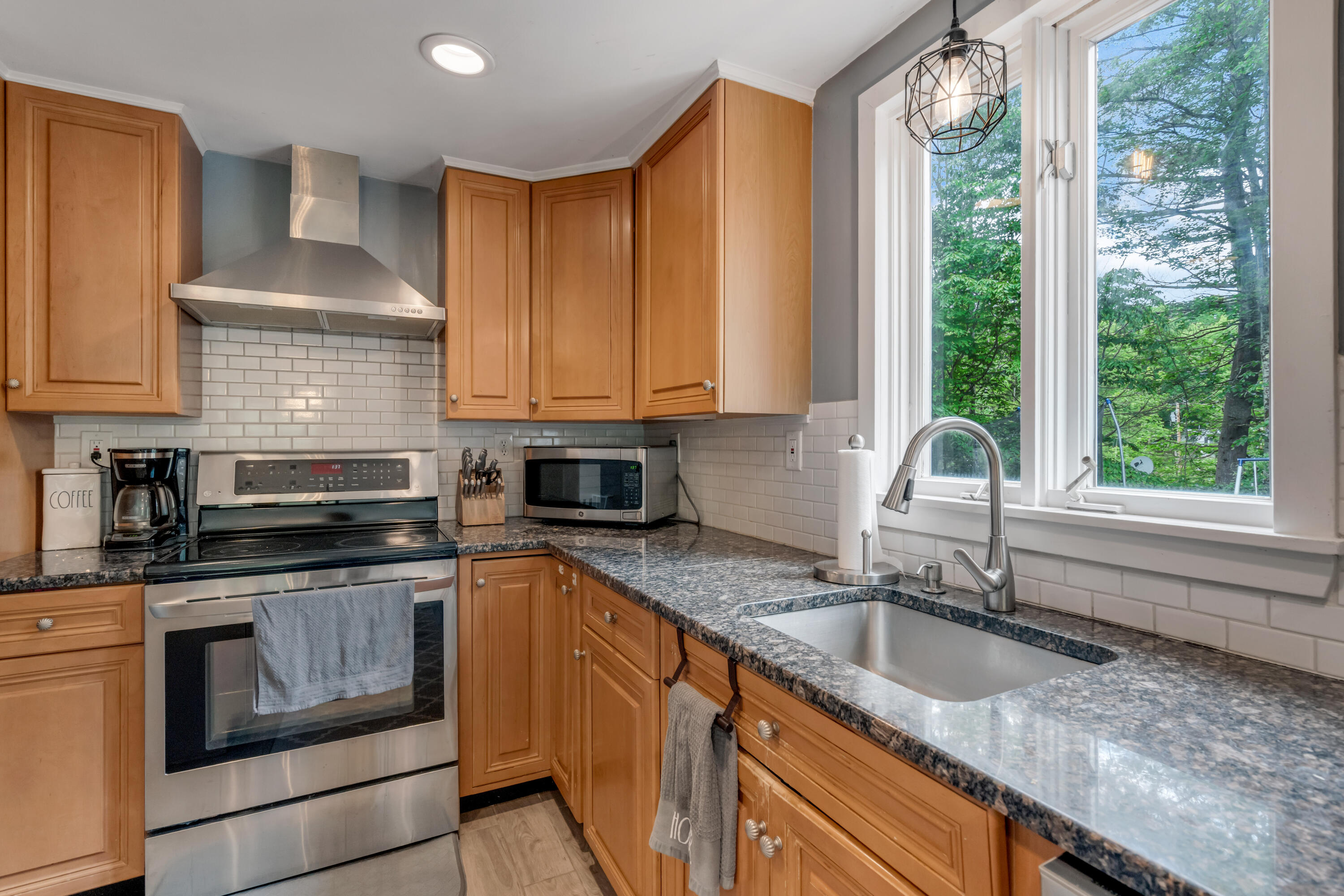 30 Reservoir Road Paris, ME 04281 - Photo 19 of 46