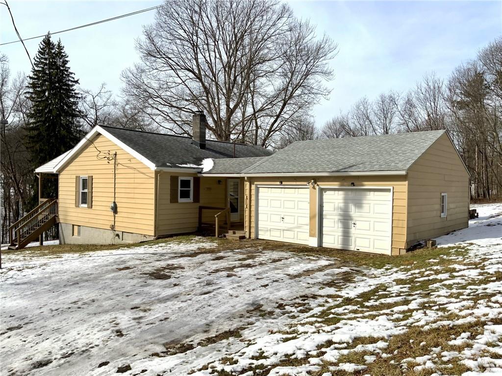 318 Noll Road Georgetown, PA 15043 - Photo 5 of 22 Gallery Image 5