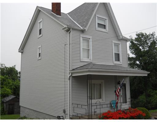 806 Etna Street McKees Rocks, PA 15136 - Photo 2 of 8 Exterior Front.