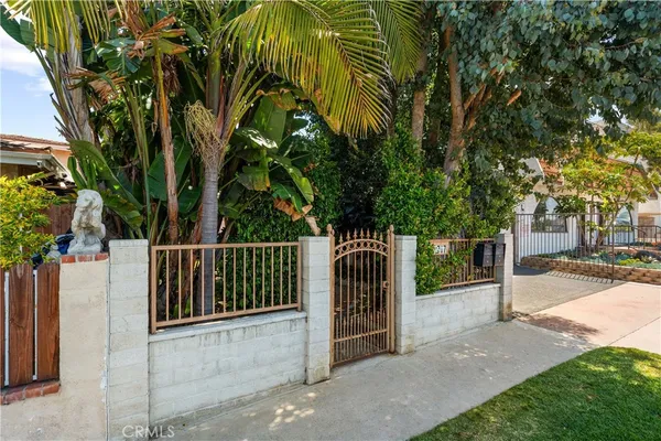 $1,400,000 | 2707 South El Camino Real, San Clemente, CA 92672