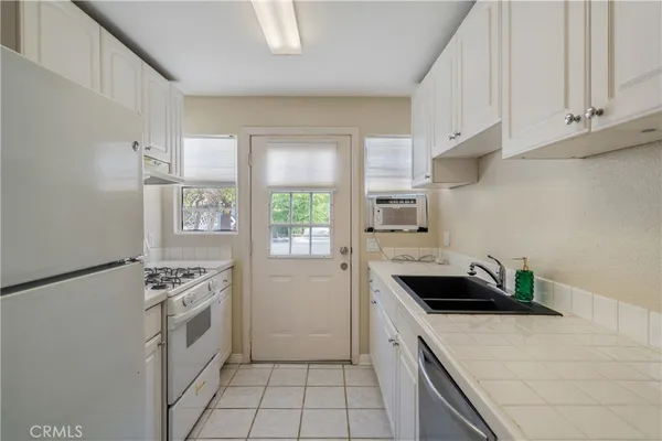 $1,400,000 | 2707 South El Camino Real, San Clemente, CA 92672