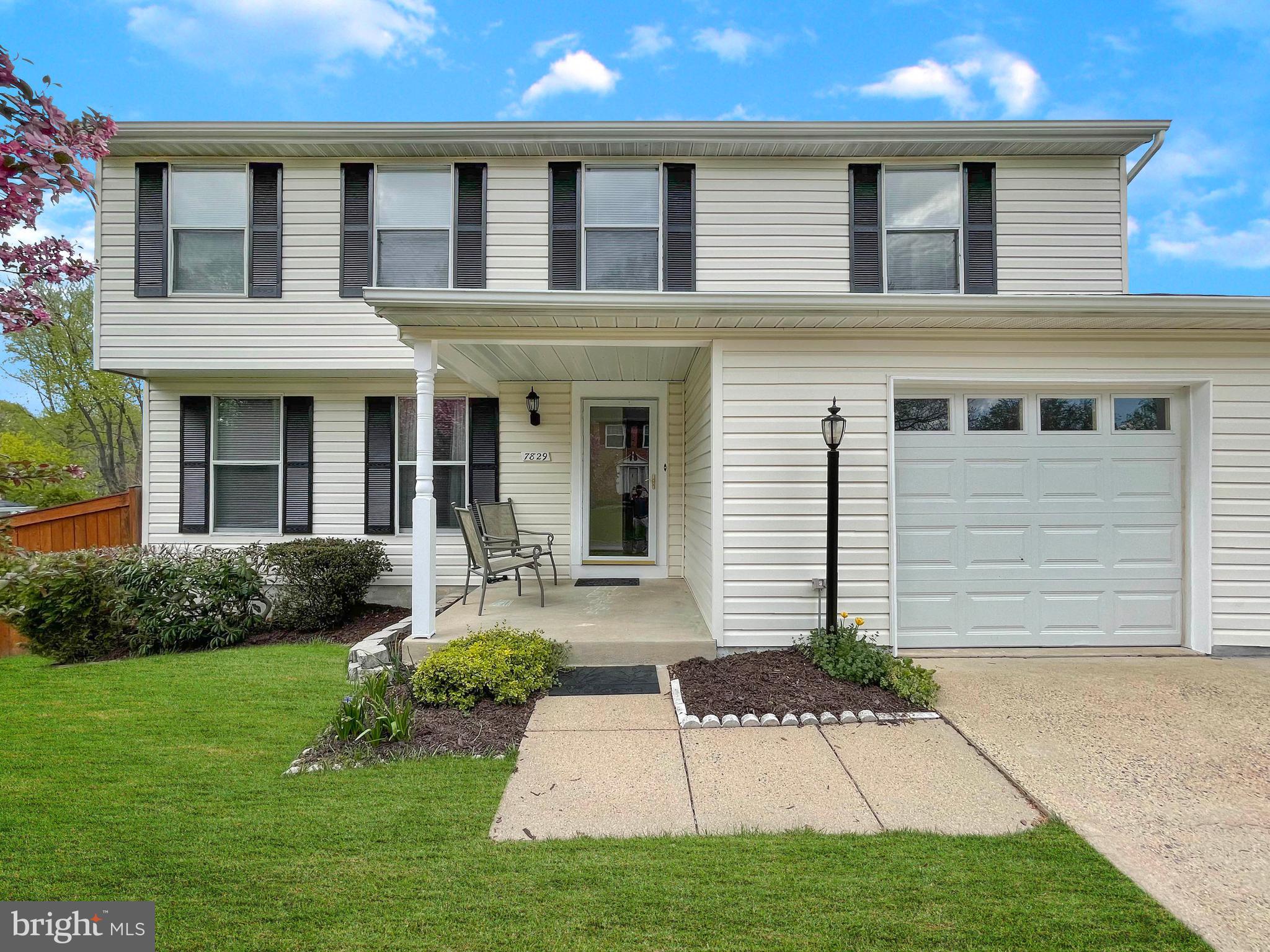 7829 Roundabout Way Springfield, VA 22153 - Photo 3 of 40