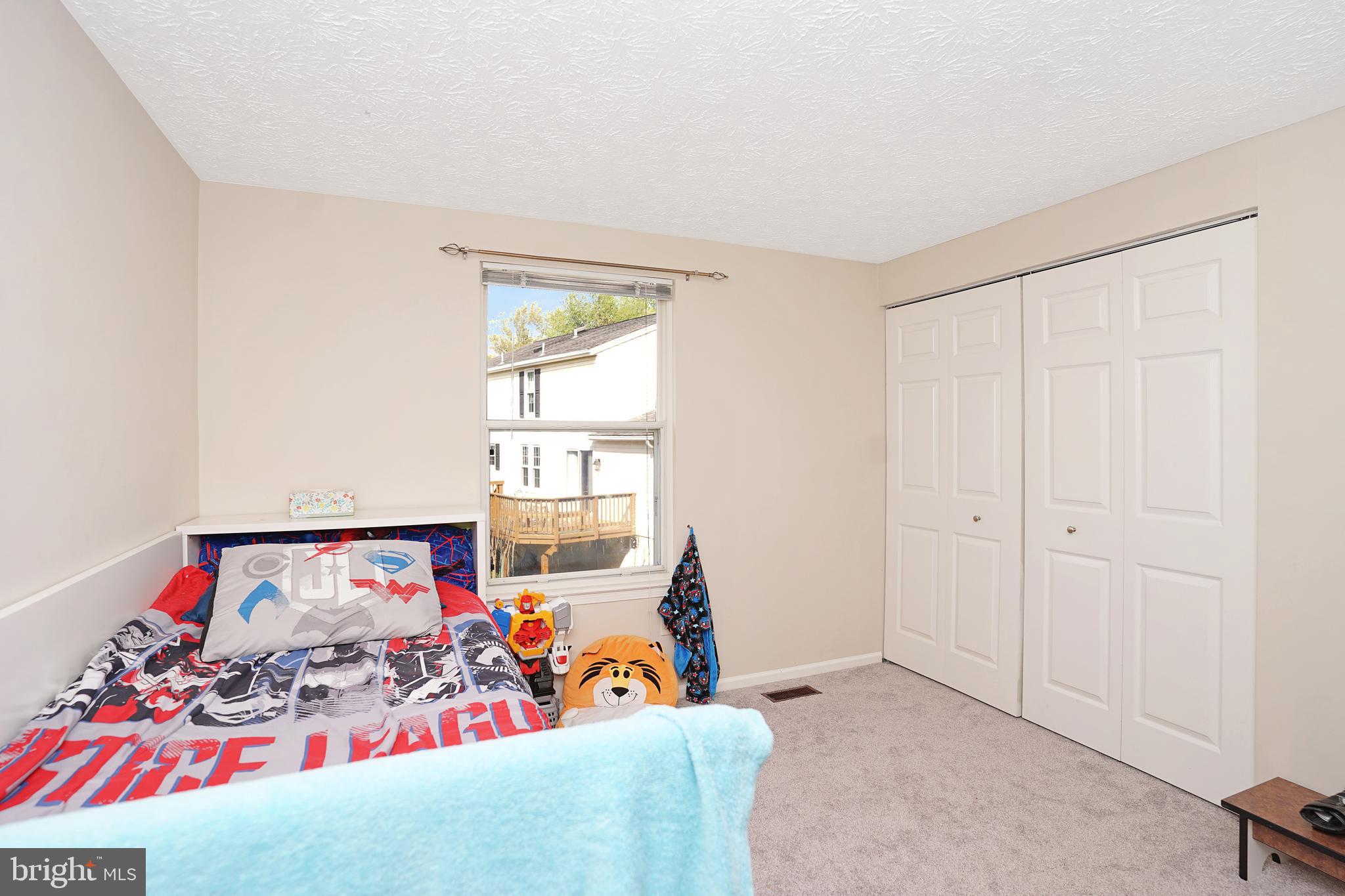 7829 Roundabout Way Springfield, VA 22153 - Photo 29 of 40