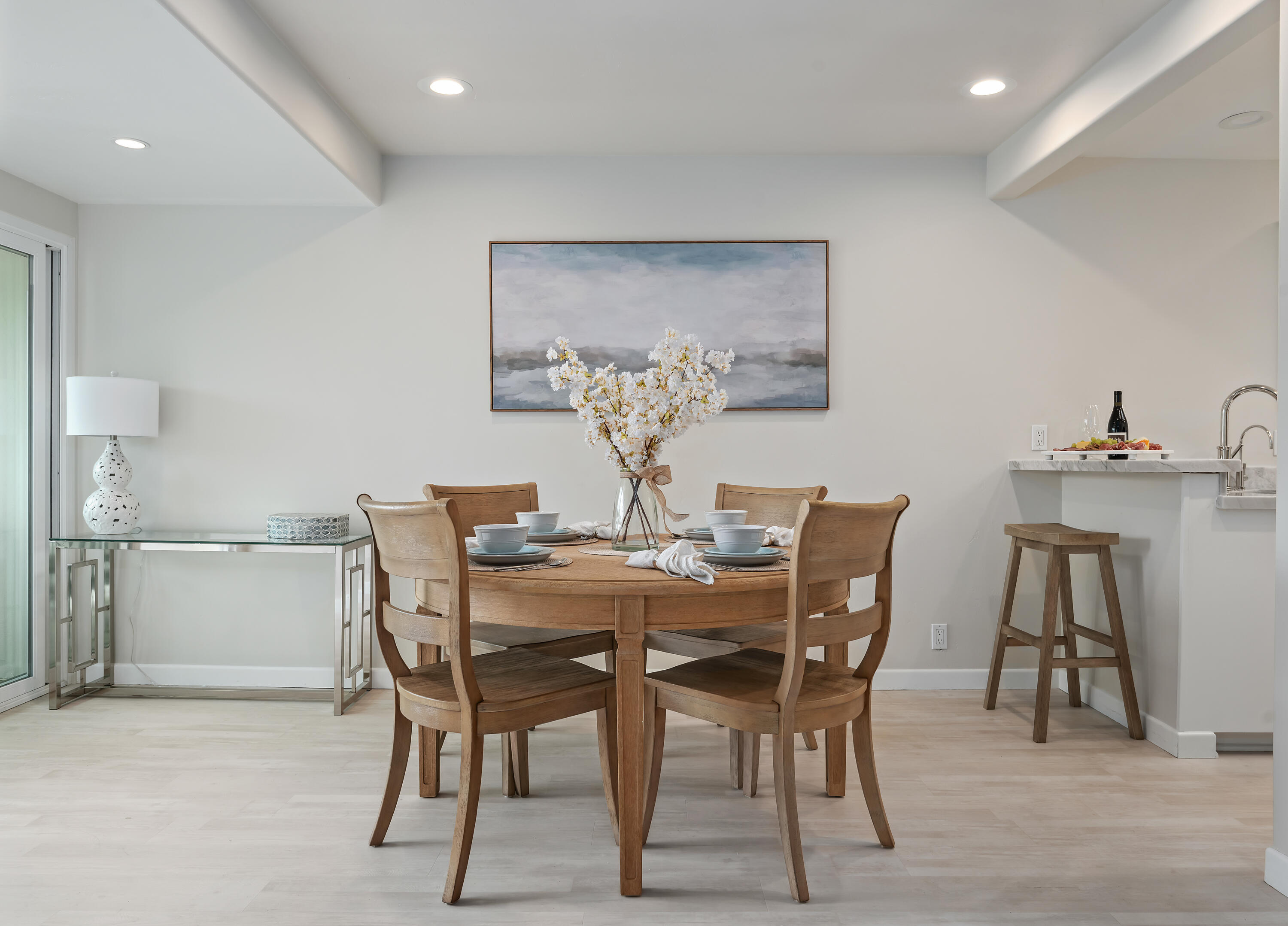 1046 Fairway Road Montecito, CA 93108 - Photo 6 of 24 05 - Dining