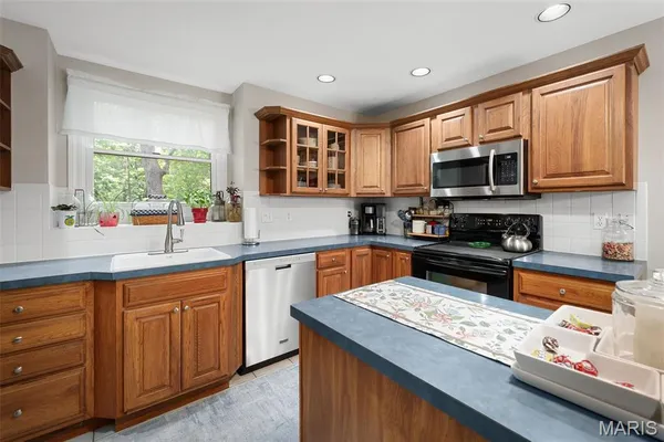 $530,000 | 20220 Inverness Drive, Marthasville, MO 63357