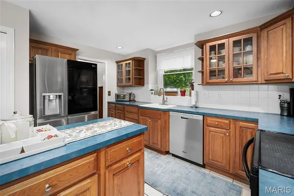 $530,000 | 20220 Inverness Drive, Marthasville, MO 63357