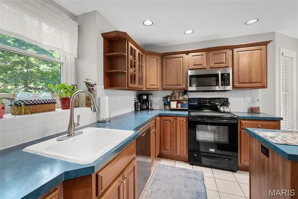 $530,000 | 20220 Inverness Drive, Marthasville, MO 63357