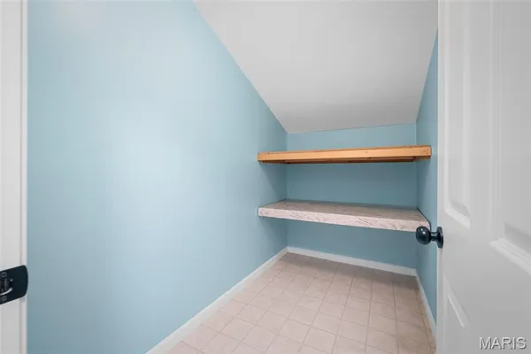 $530,000 | 20220 Inverness Drive, Marthasville, MO 63357