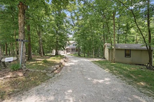 $530,000 | 20220 Inverness Drive, Marthasville, MO 63357
