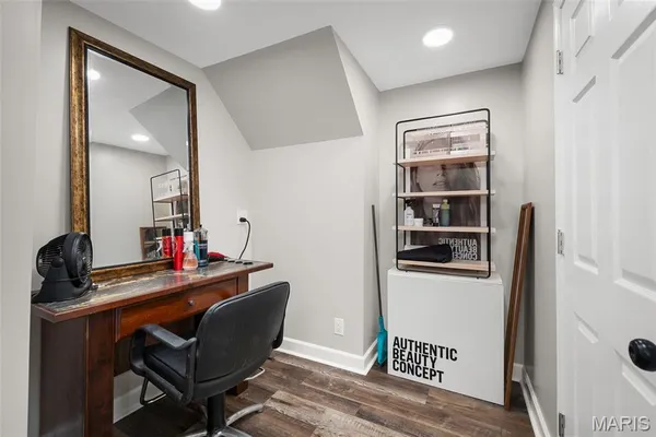 $530,000 | 20220 Inverness Drive, Marthasville, MO 63357