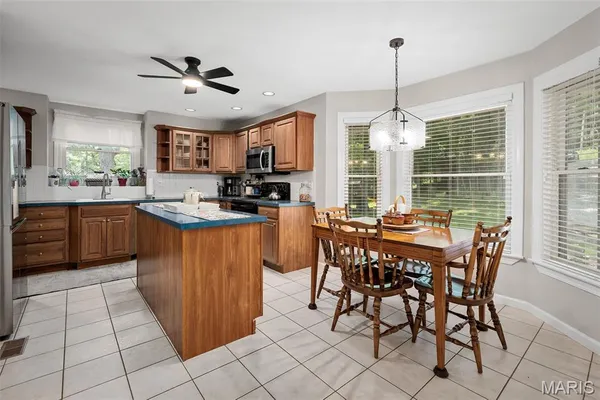 $530,000 | 20220 Inverness Drive, Marthasville, MO 63357