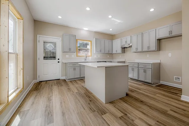 $270,000 | 1109 Walker Avenue, Memphis, TN 38106