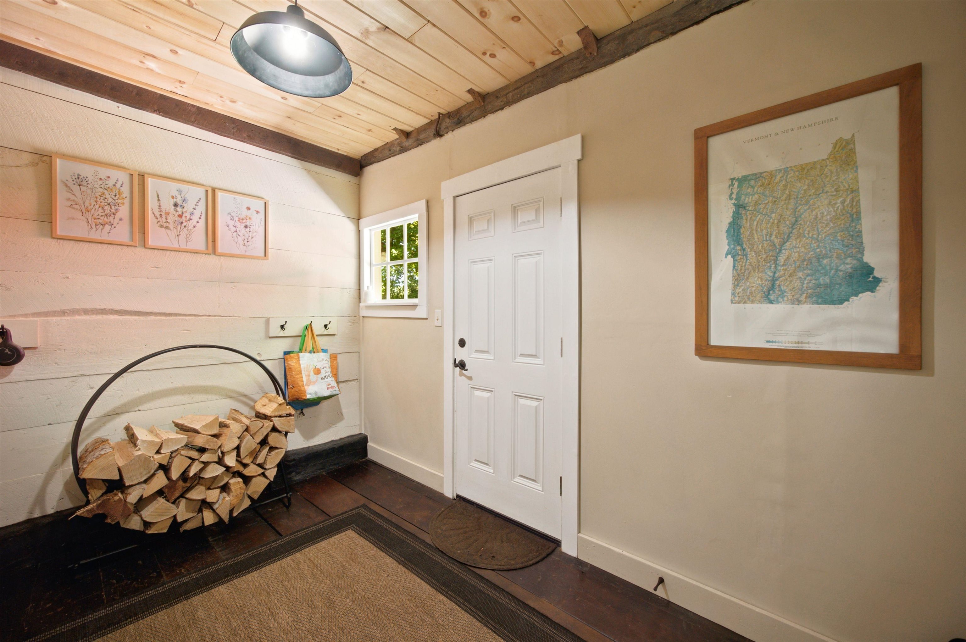 140 Tucker Mountain Road Newbury, VT 05051 - Photo 5 of 53