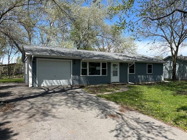 443 Nantucket Road Valparaiso, IN 46385 - Photo 1 of 11 640x480