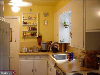515 Upland Road Havertown, PA 19083 - Photo 4 of 6