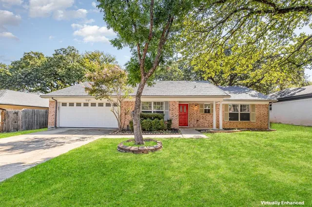 $330,000 | 4209 West Pleasant Forest Street, Arlington, TX 76015