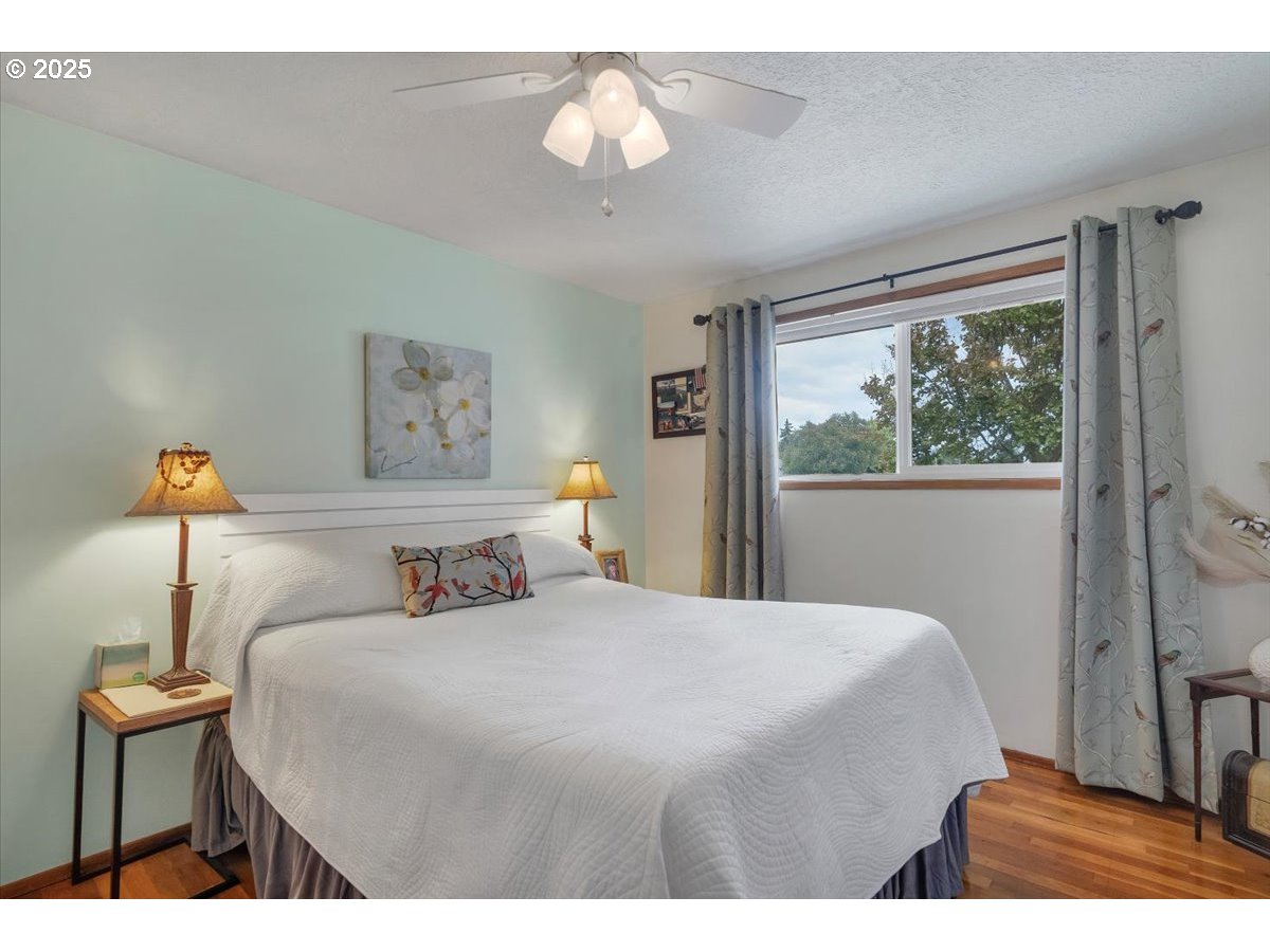 1488 Rainier Road Woodburn, OR 97071 - Photo 19 of 34 Gallery Image 19