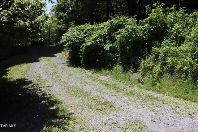 $129,900 | 4116 Moneyhun Road, Appalachia, VA 24216