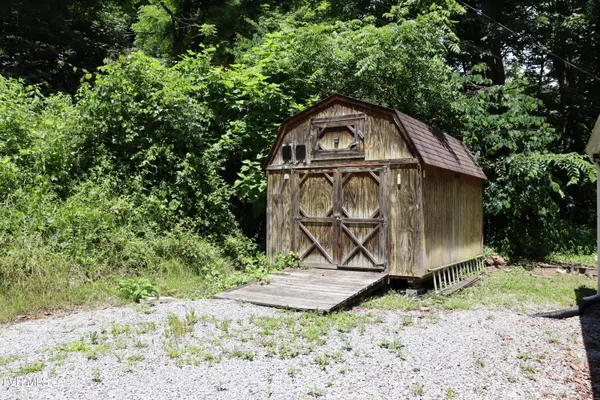 $159,000 | 4116 Moneyhun Road, Appalachia, VA 24216