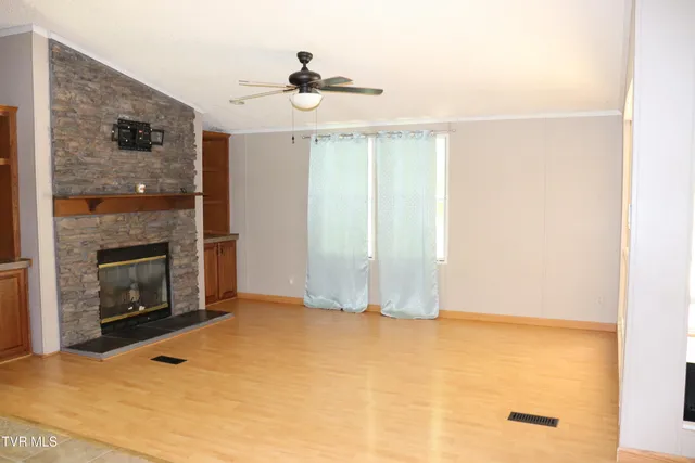 $129,900 | 4116 Moneyhun Road, Appalachia, VA 24216