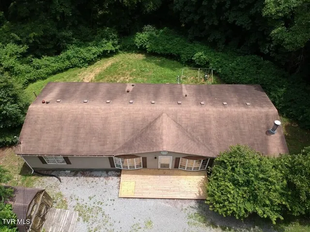 $129,900 | 4116 Moneyhun Road, Appalachia, VA 24216