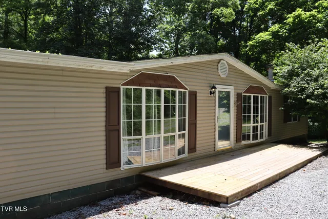 $129,900 | 4116 Moneyhun Road, Appalachia, VA 24216