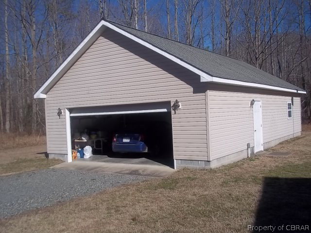 6972 Hickory Knoll Road Gloucester, VA 23061 - Photo 3 of 9
