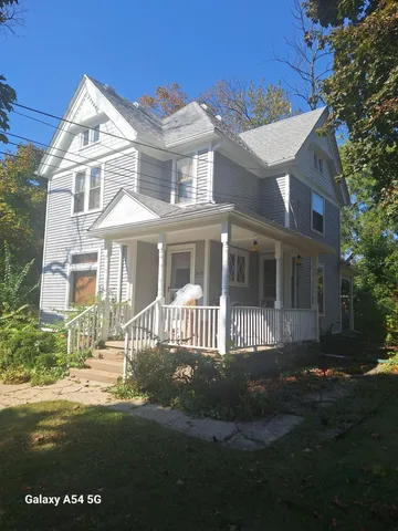 $365,000 | 202 West Henry Street, Saline, MI 48176