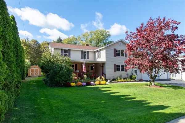 $249,900 | 6099 State Rte 21, Williamson, NY 14589