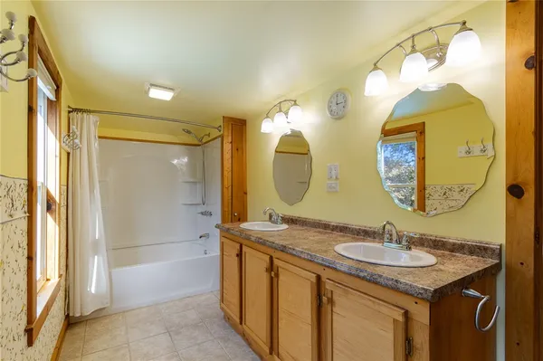 $249,900 | 6099 State Rte 21, Williamson, NY 14589