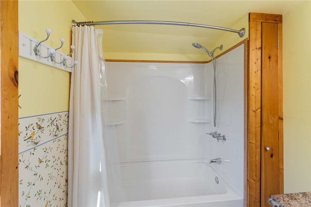 6099 State Rte 21 Williamson, NY 14589 - Photo 22 of 31