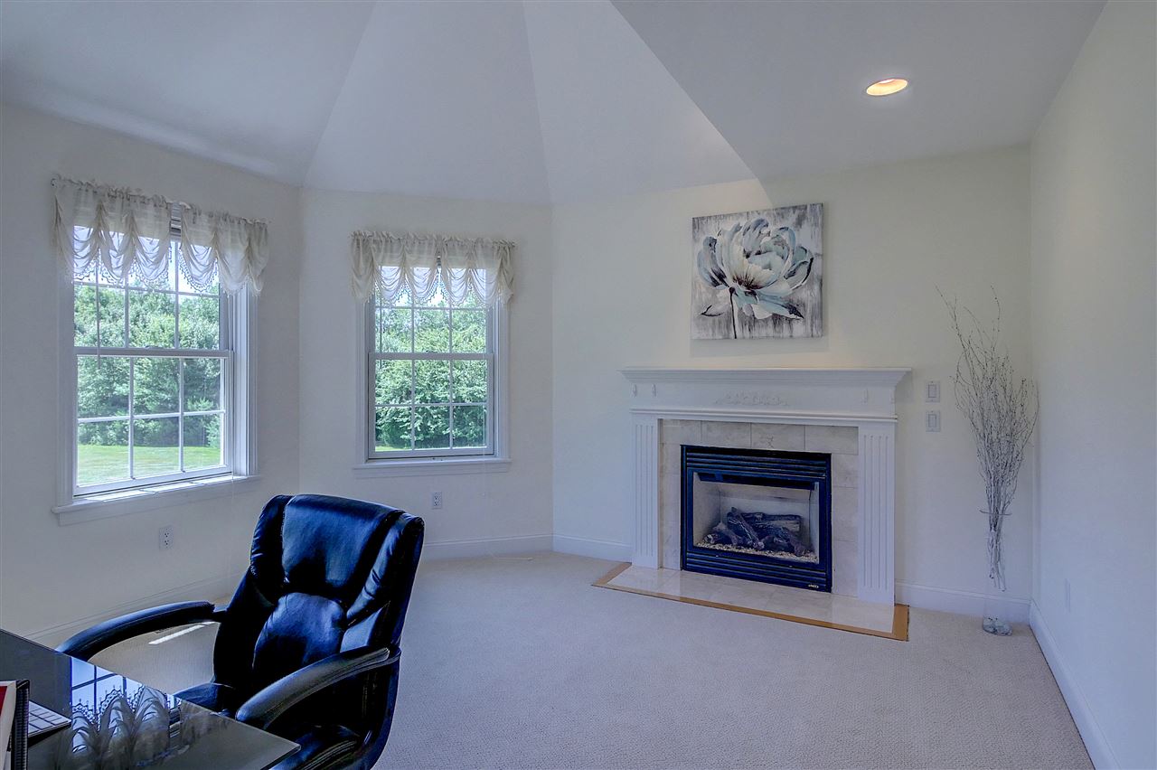 168 Warner Hill Road Derry, NH 03038 - Photo 20 of 40