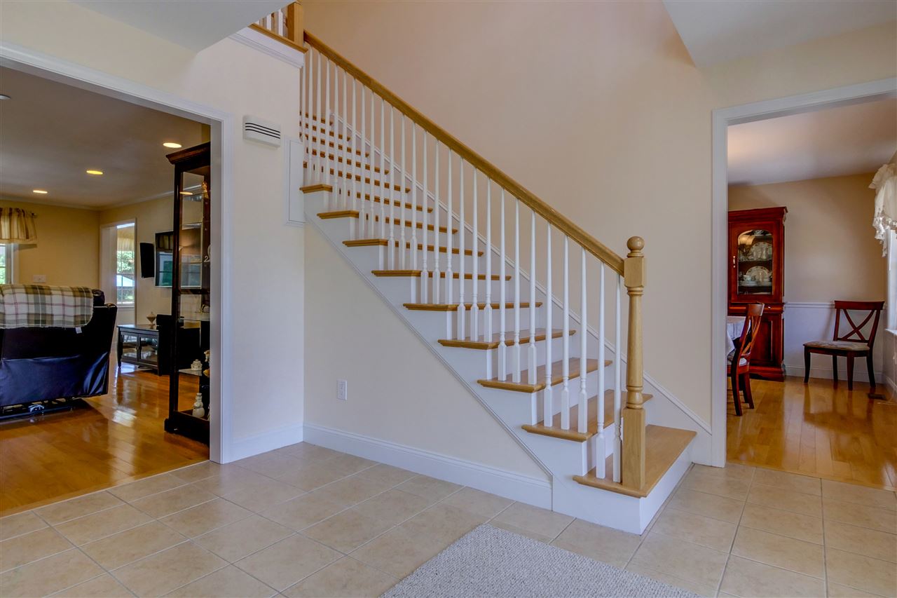 168 Warner Hill Road Derry, NH 03038 - Photo 23 of 40