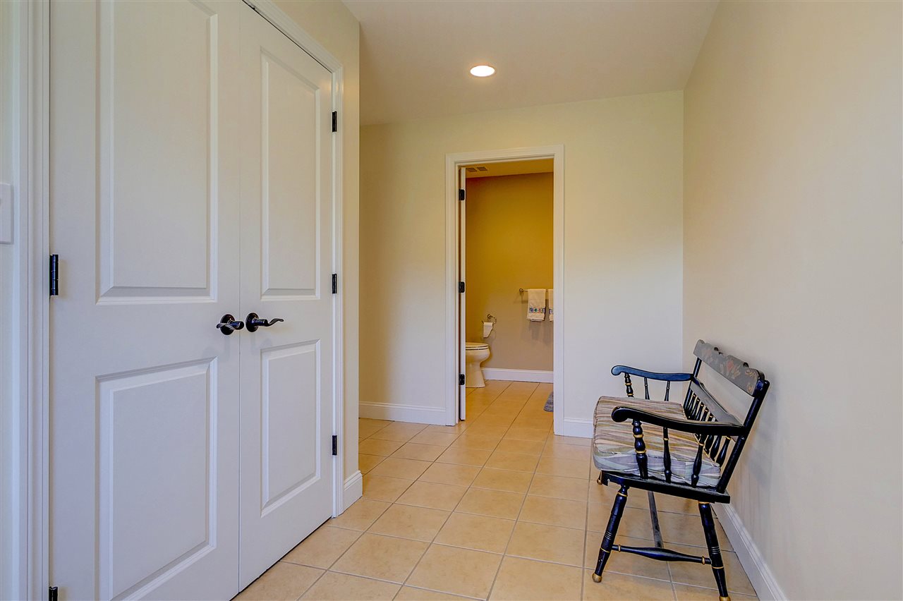 168 Warner Hill Road Derry, NH 03038 - Photo 30 of 40