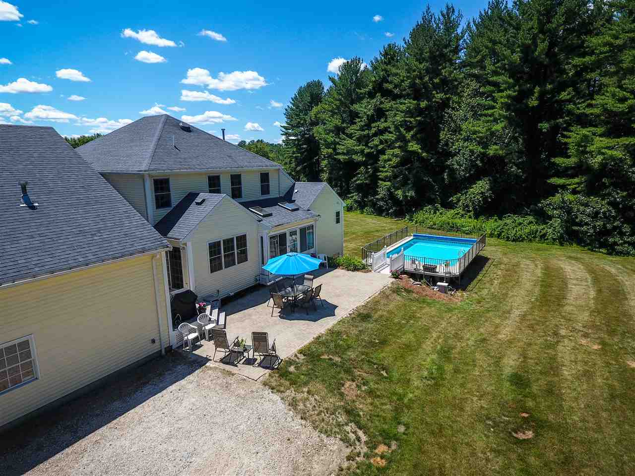 168 Warner Hill Road Derry, NH 03038 - Photo 4 of 40