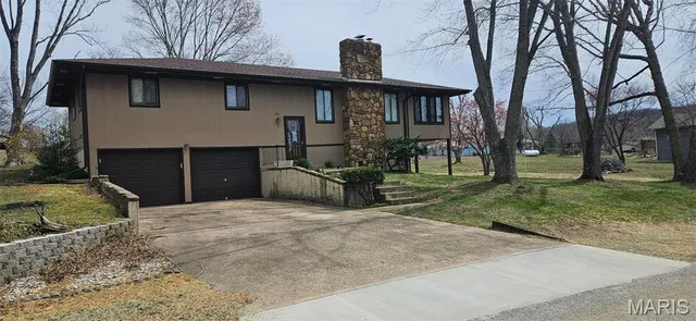 $363,900 | 266 Hunt Club Circle, Galena, MO 65656