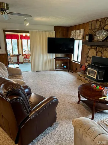 $363,900 | 266 Hunt Club Circle, Galena, MO 65656