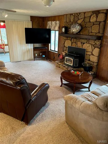 $363,900 | 266 Hunt Club Circle, Galena, MO 65656