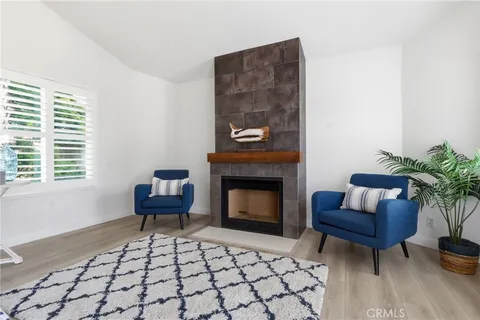 $1,075,000 | 2704 Nelson Avenue, Unit C, Redondo Beach, CA 90278