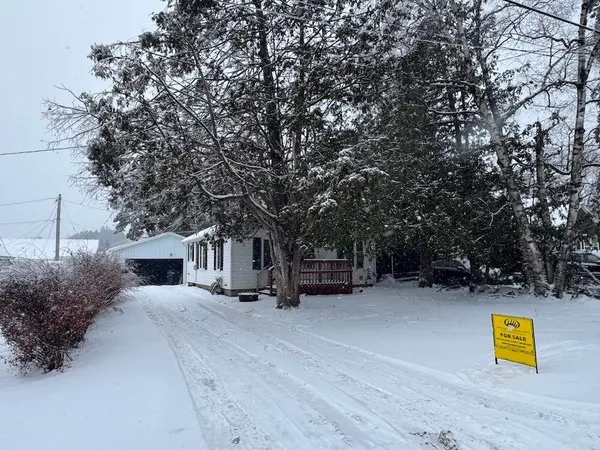 $134,900 | 190 East Spruce Street, Harrison, MI 48625