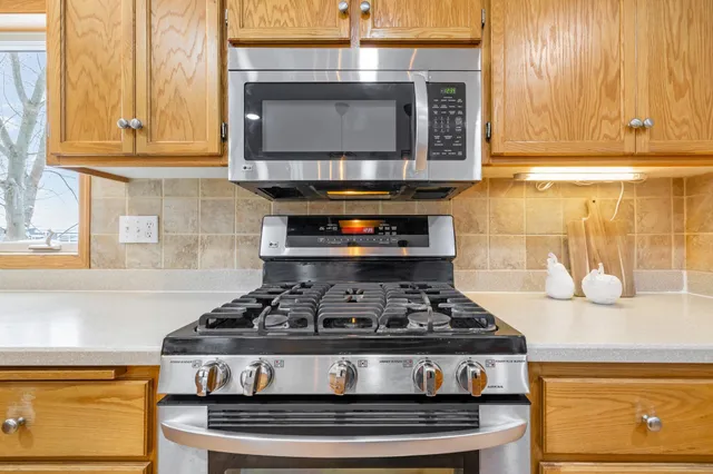 $425,000 | 12777 Westwind Court, Lindstrom, MN 55045