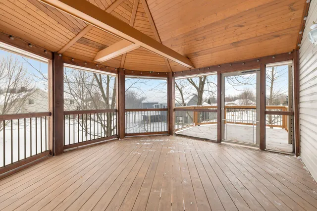 $425,000 | 12777 Westwind Court, Lindstrom, MN 55045