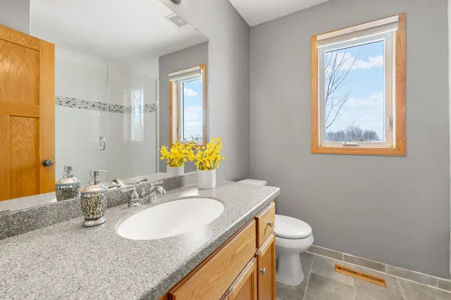 $425,000 | 12777 Westwind Court, Lindstrom, MN 55045