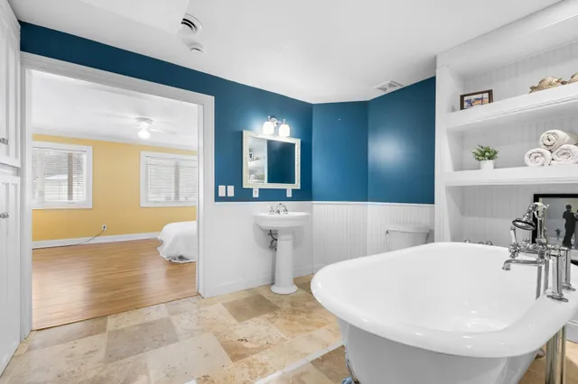 $425,000 | 12777 Westwind Court, Lindstrom, MN 55045