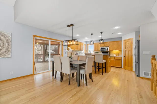 $425,000 | 12777 Westwind Court, Lindstrom, MN 55045